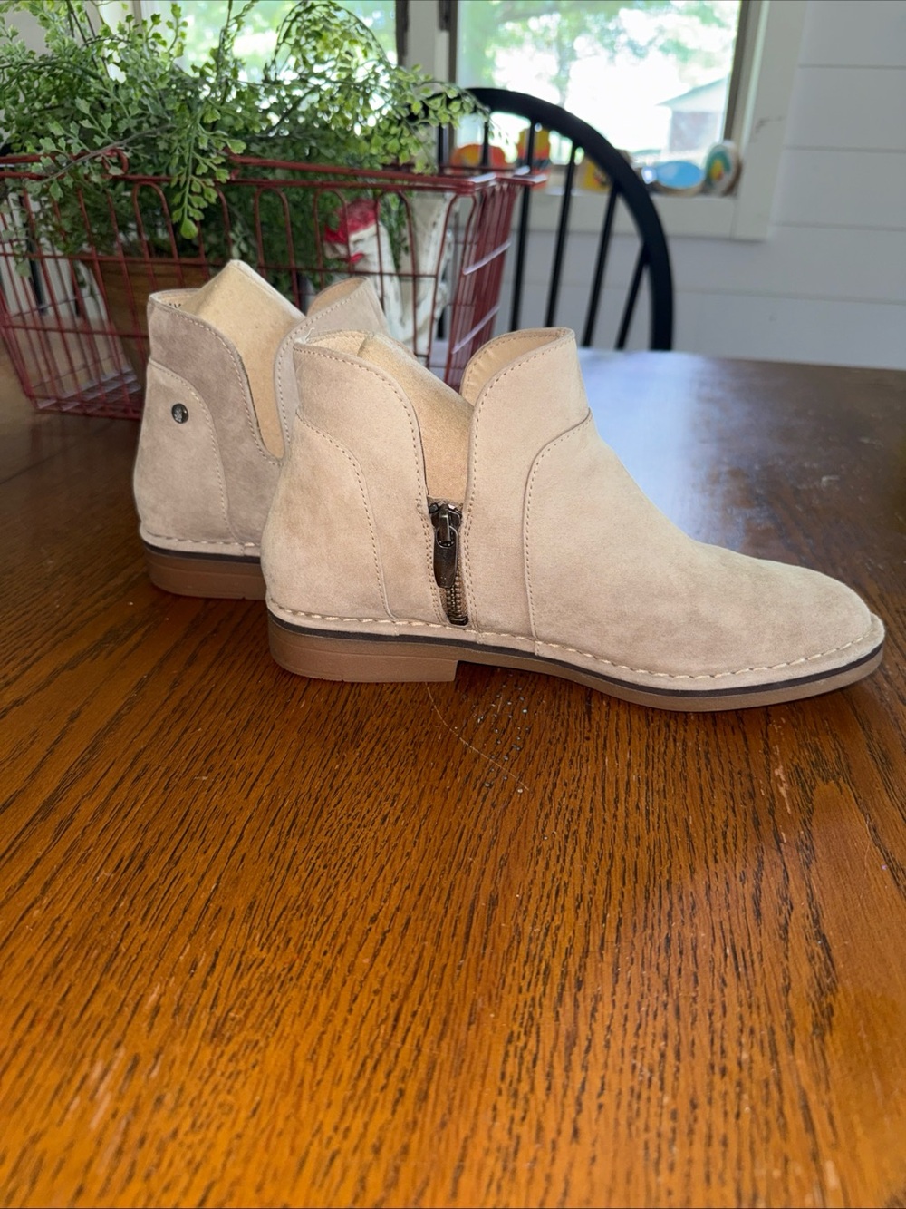 Hush Puppies Women's Boots Claudia Catelyn Taupe Suede side zip